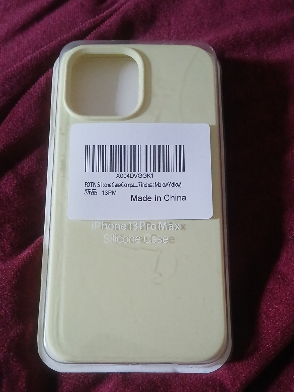 Apple Silicone iPhone 13 Pro Max Case - Pale Yellow